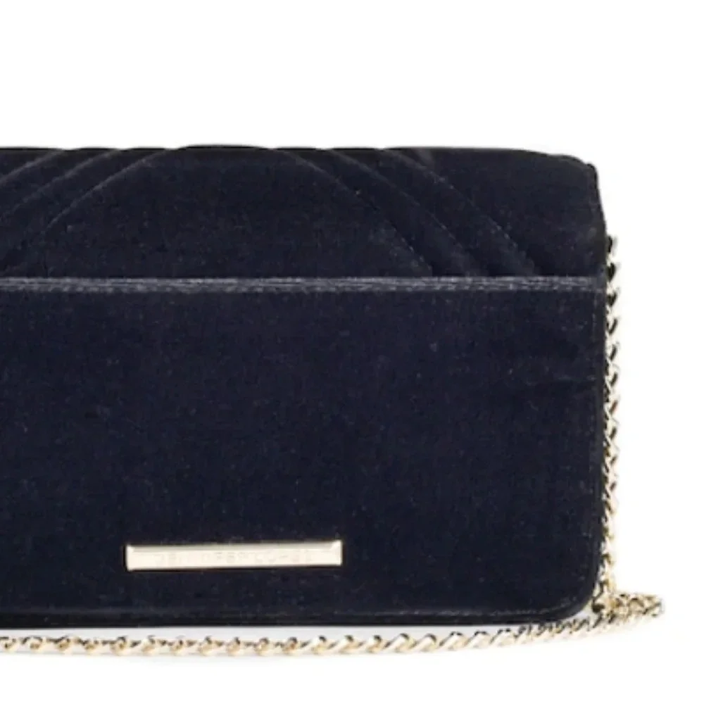 🆕 Jennifer Lopez Sydney Black Crossbody Wallet